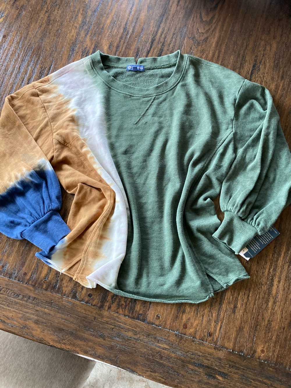 NWT Democracy Boho Balloon Sleeve Tie Dye Oversized Sweatshirt Size M